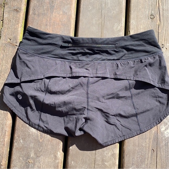 lululemon speed up shorts - Picture 4 of 5